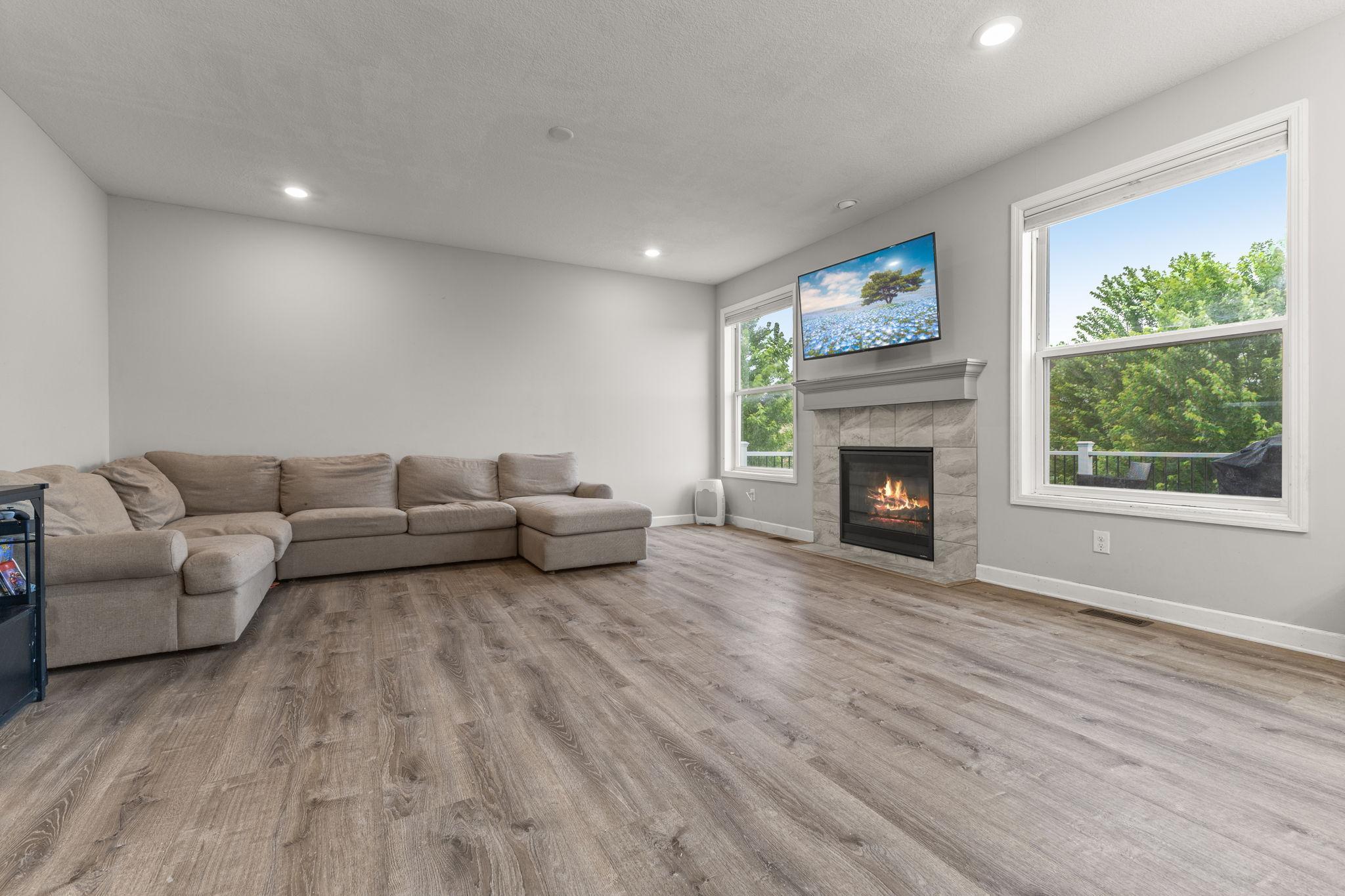 Vivid Spaces_9255 67th St S_16.JPG