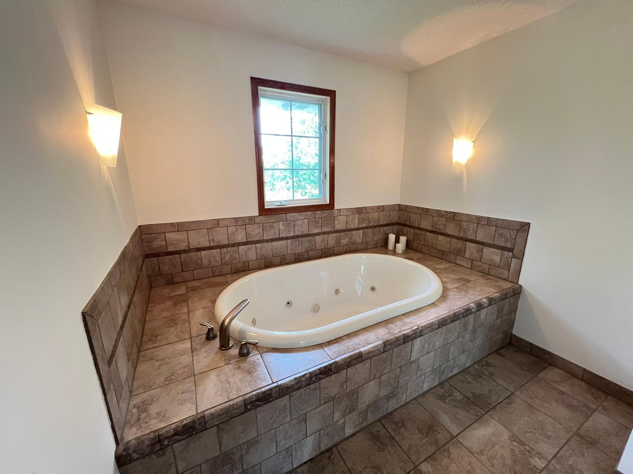 2 Person Jacuzzi