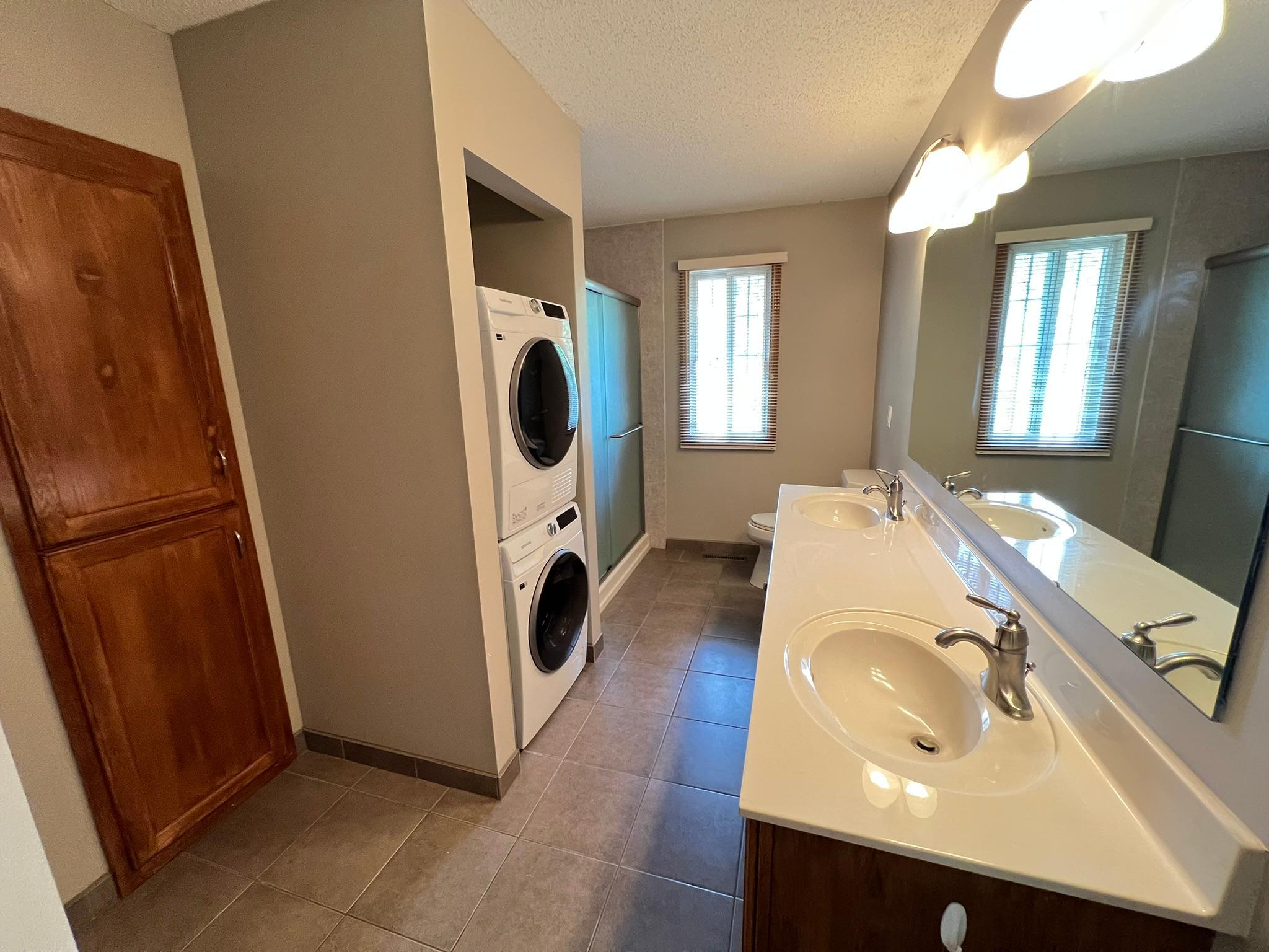 Upper Level Bathroom