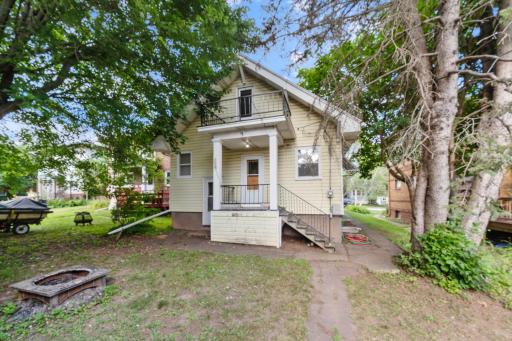 915 Grandview Avenue, Duluth, MN 55812