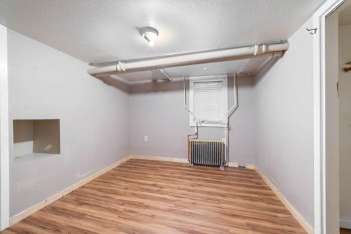915 Grandview Avenue, Duluth, MN 55812