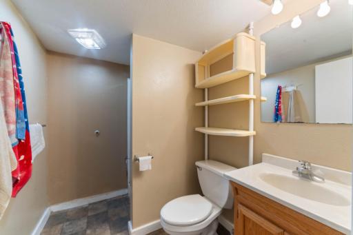 915 Grandview Avenue, Duluth, MN 55812