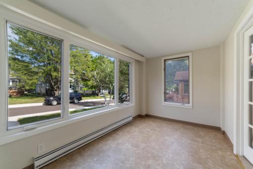 915 Grandview Avenue, Duluth, MN 55812
