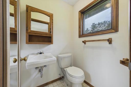 2918 Oakland Road, Hopkins, MN 55305