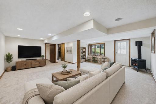 2918 Oakland Road, Hopkins, MN 55305
