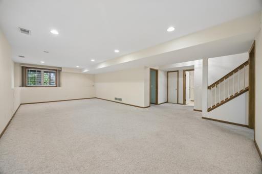 2282 Stephani Court, Saint Paul, MN 55117