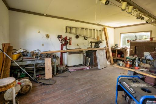 39-web-or-mls-1292 Cty Rd H Exterior-19.jpeg