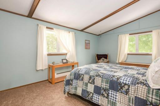 83-web-or-mls-1292 Cty Rd H Interior24.jpeg