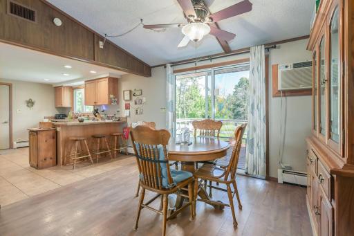 71-web-or-mls-1292 Cty Rd H Interior12.jpeg
