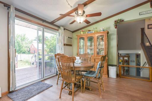 69-web-or-mls-1292 Cty Rd H Interior10.jpeg