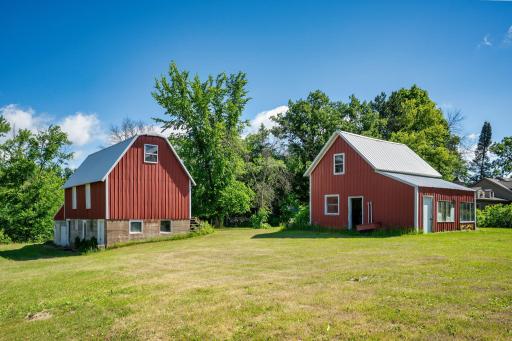 35-web-or-mls-1292 Cty Rd H Exterior-15.jpeg