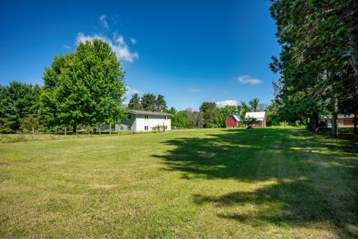 29-web-or-mls-1292 Cty Rd H Exterior-9.jpeg