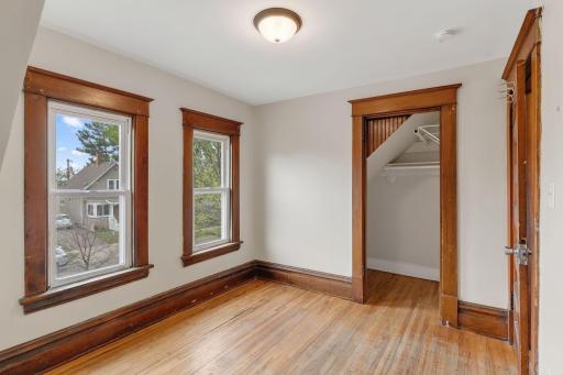 1302 Hewitt Avenue, Saint Paul, MN 55104