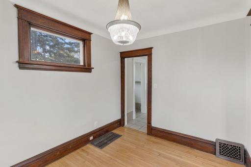 1302 Hewitt Avenue, Saint Paul, MN 55104