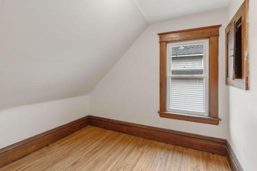 1302 Hewitt Avenue, Saint Paul, MN 55104