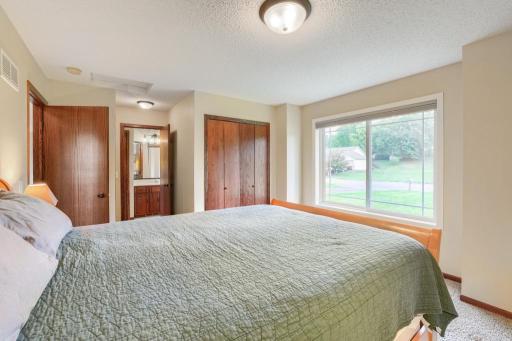 749 Pleasant Ave - MLS Sized - 023 - 17 Primary Bedroom.jpg