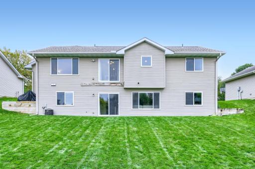 749 Pleasant Ave - MLS Sized - 033 - 27 Exterior Rear.jpg