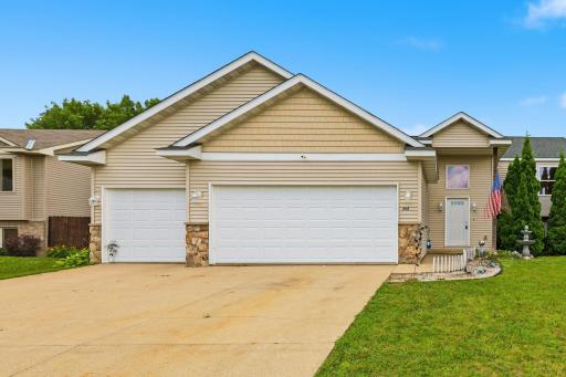 808 Cologne Lane, Waverly, MN 55390