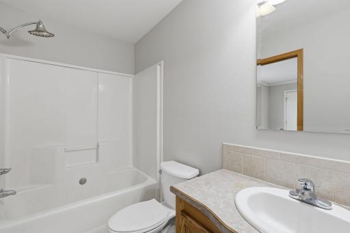 808 Cologne Lane, Waverly, MN 55390