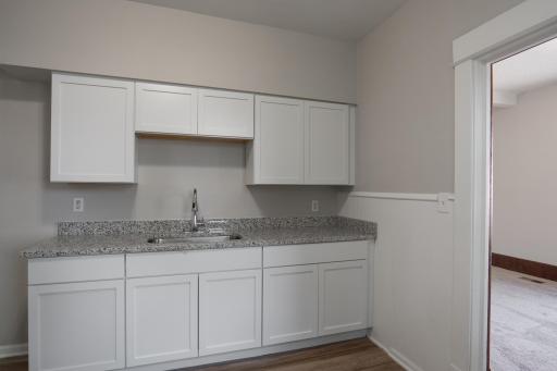 188 Wyoming Street E, Saint Paul, MN 55107