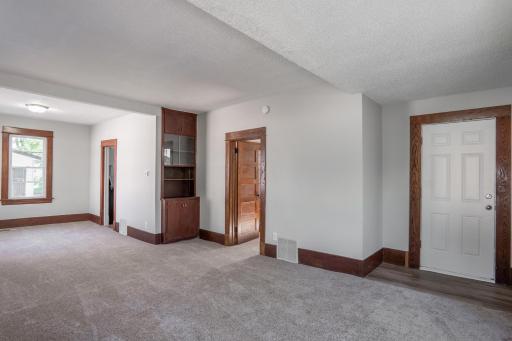 188 Wyoming Street E, Saint Paul, MN 55107
