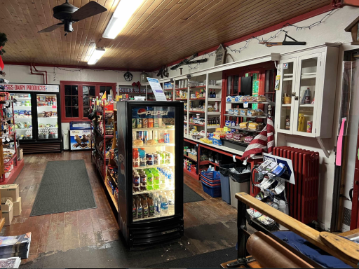 5362 W Highway 61, LOCKPORT MARKETPLACE & GRILL, Lutsen, MN 55612