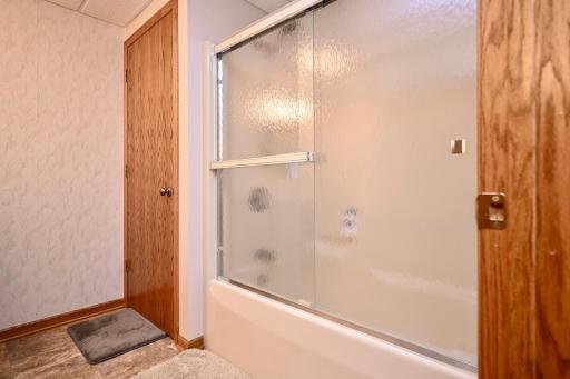 110 Benson Drive, Lewiston, MN 55952