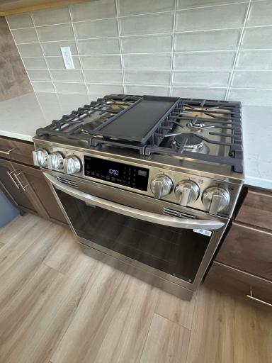 Gas range