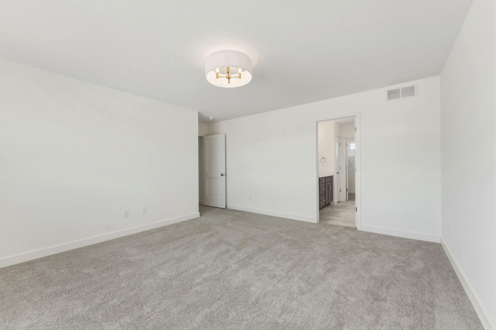 Owner's bedroom