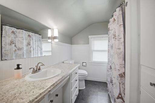 2022 Grand Avenue, Albert Lea, MN 56007