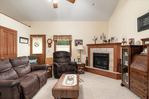 1003 S Elm Street, La Crescent, MN 55947