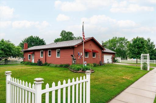 1003 S Elm Street, La Crescent, MN 55947