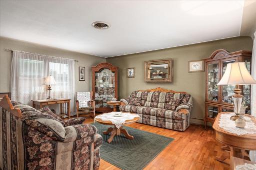 1003 S Elm Street, La Crescent, MN 55947
