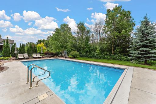 20x40 Salt Water Pool (3'-6 1/2' depth) with new automatic cover and permanent basketball hoop!