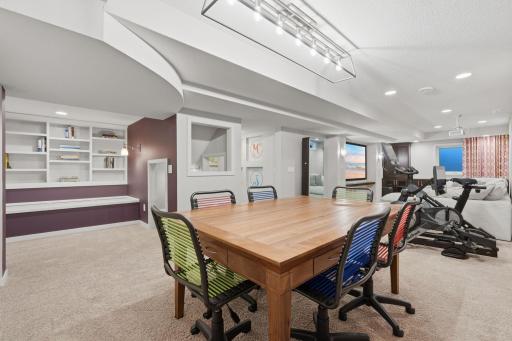 3730 Urbandale Lane N, Plymouth, MN 55446