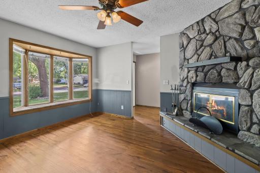 Large bay window lets in loads of natural light.