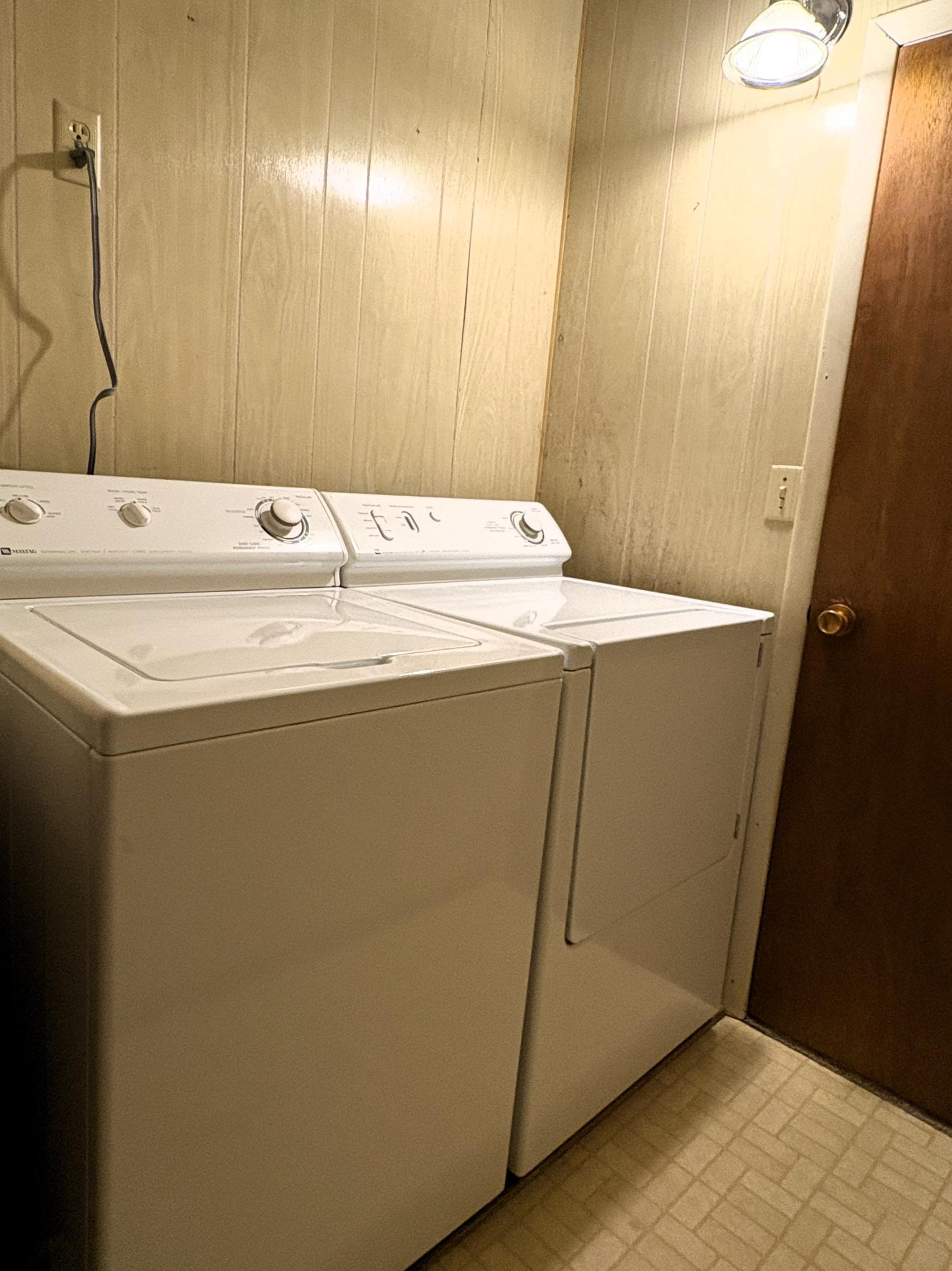 Laundry Room.JPG