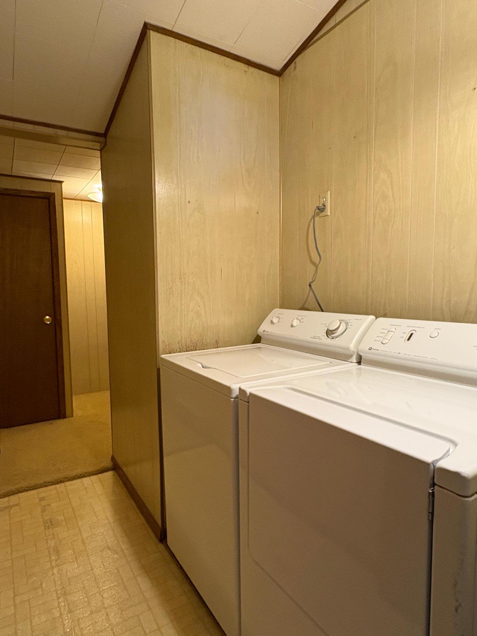 Laundry Room.JPG
