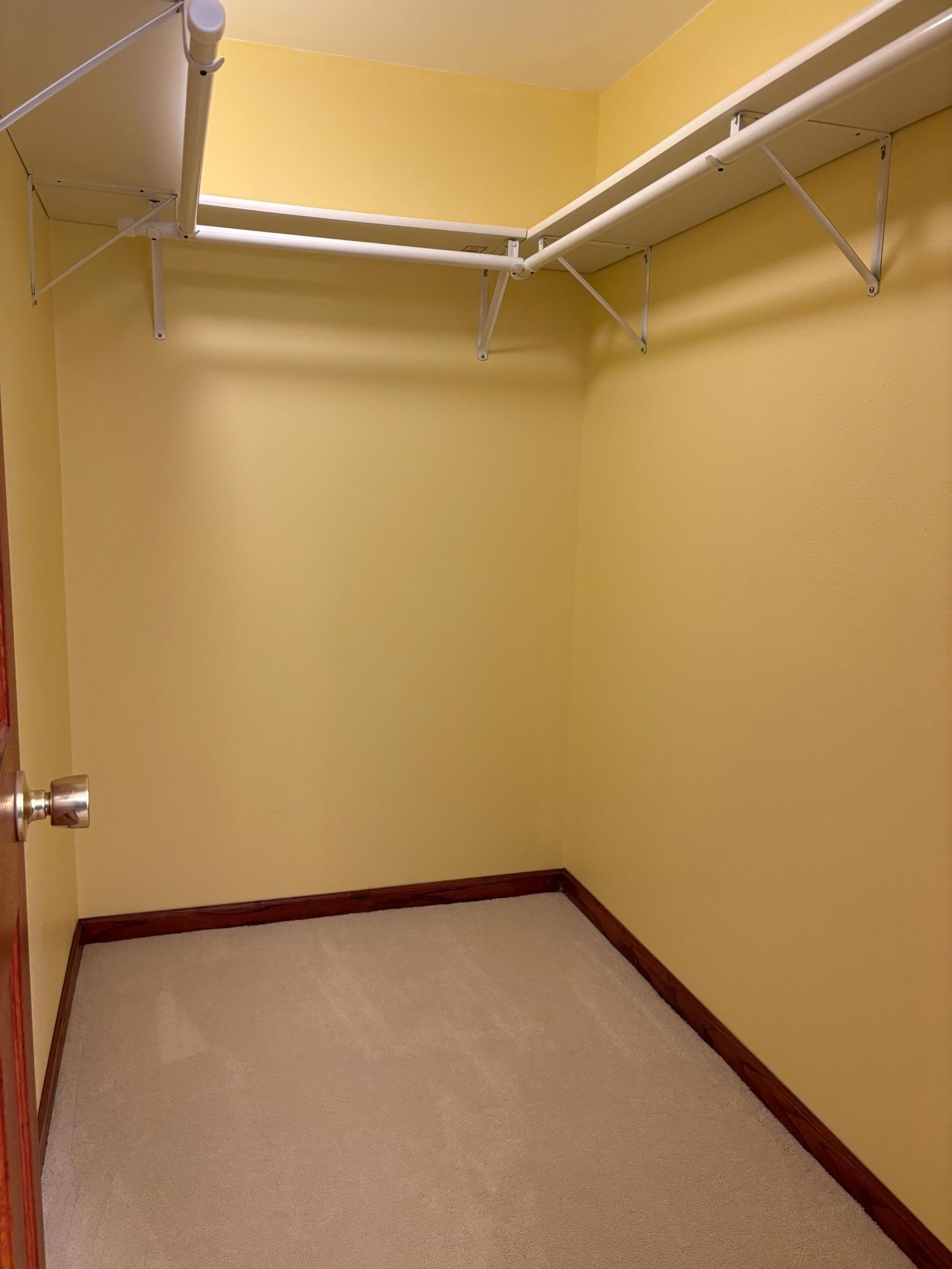 Walk in Closet.JPG