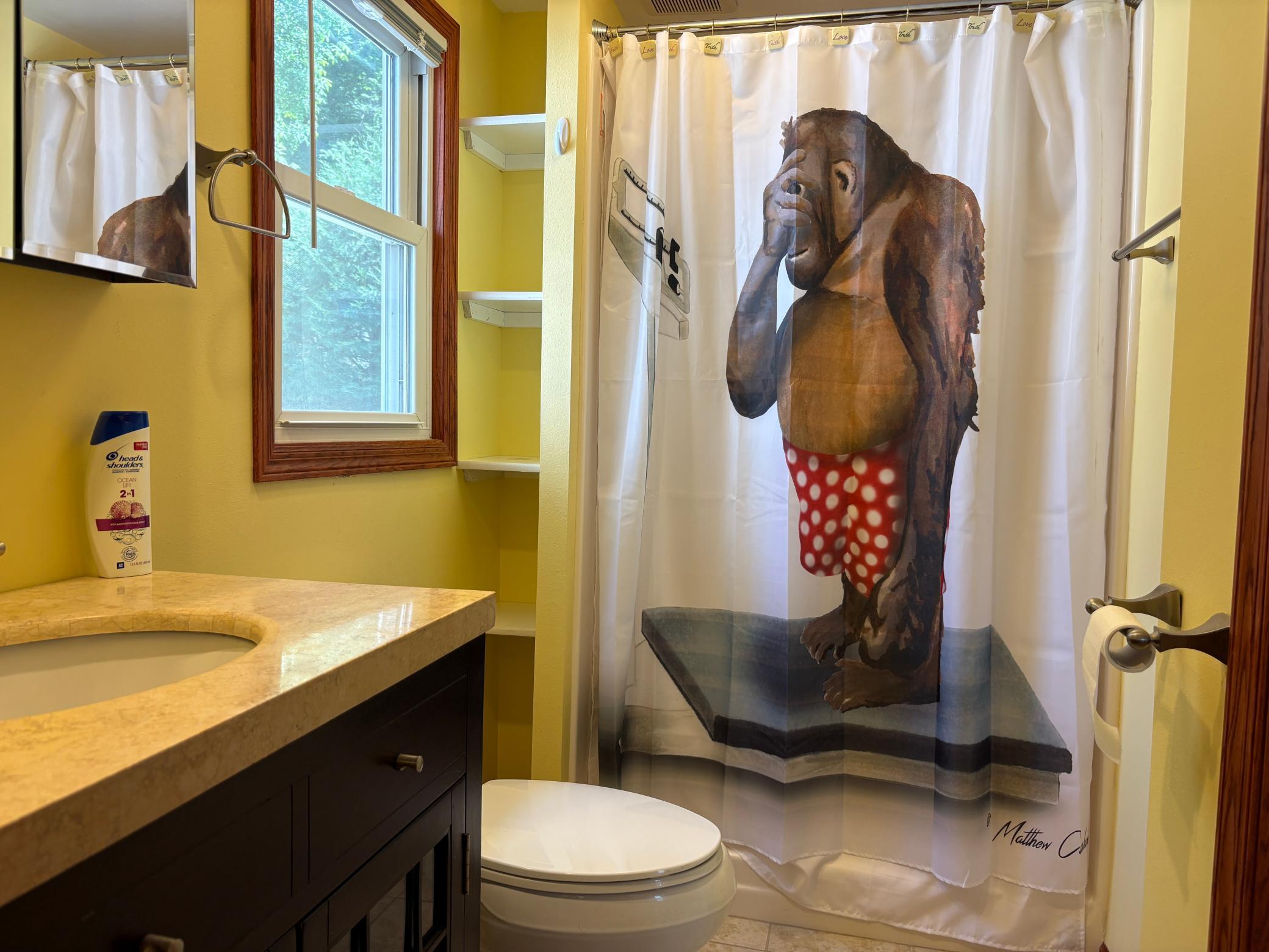 Primary Bath.JPG