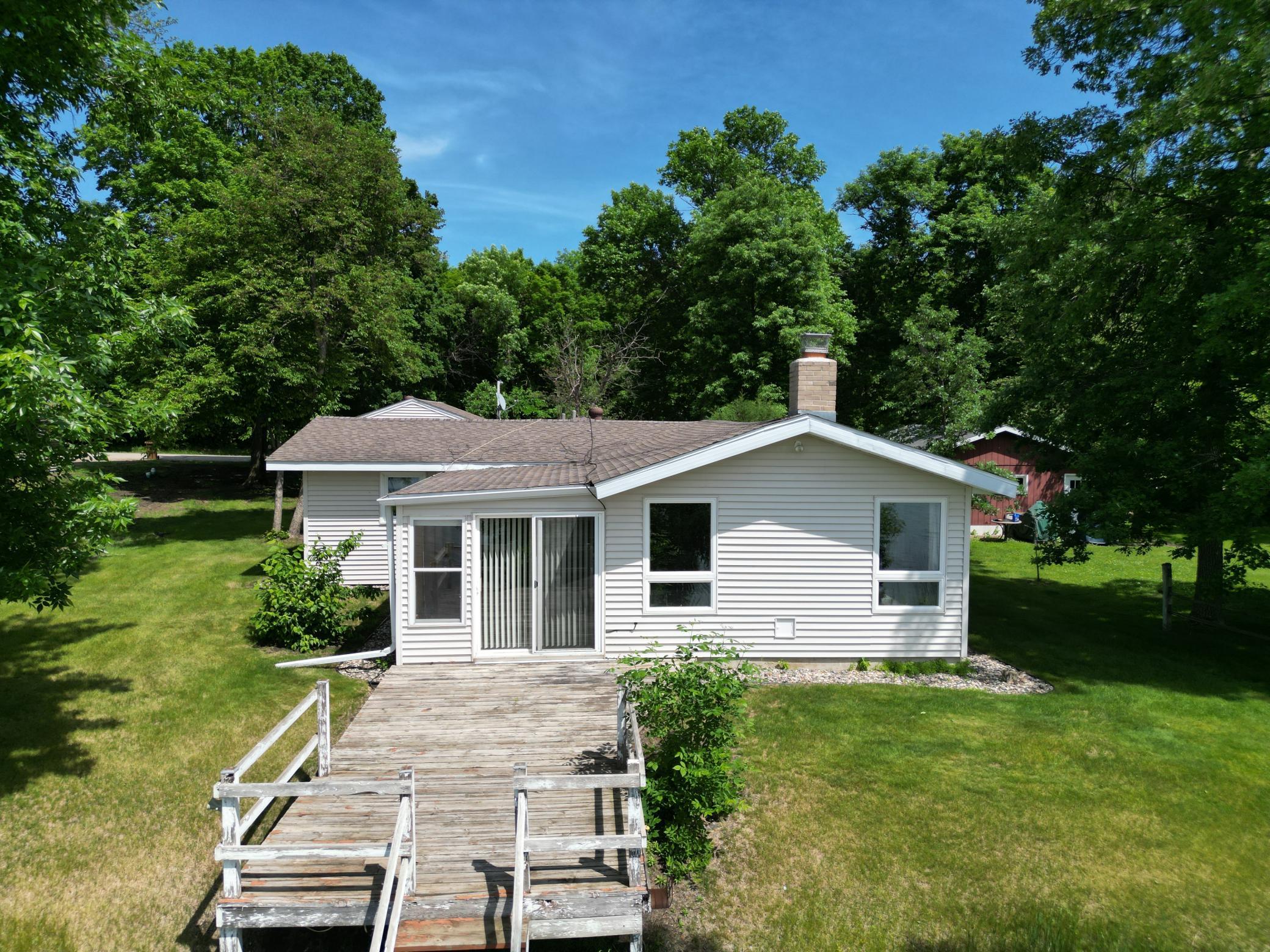 Huge Deck Overlooking The Lake.JPG