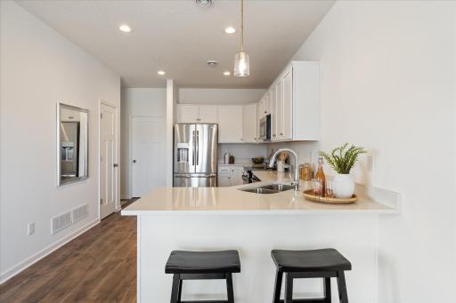 6708 Jorgensen Avenue S, Cottage Grove, MN 55016