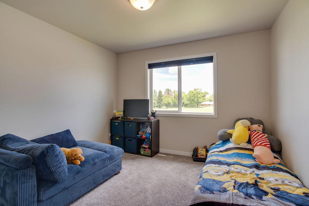 2nd upper level bed