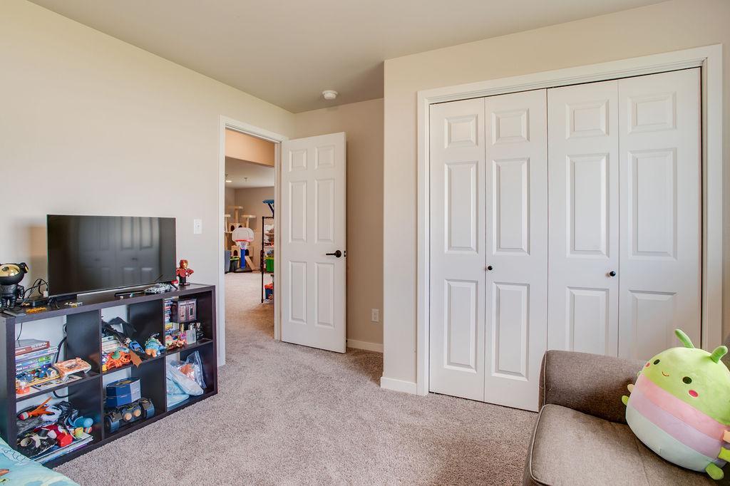 Lower level bed 3