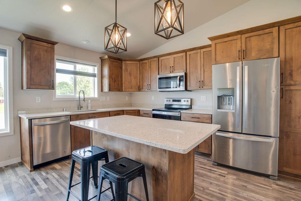 Quartz island & counters!