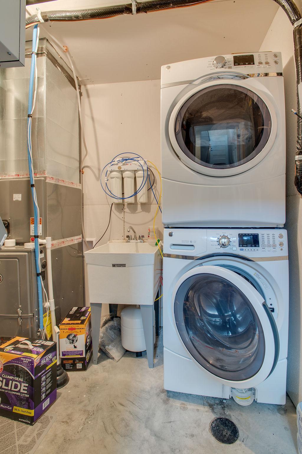 Utility/laundry