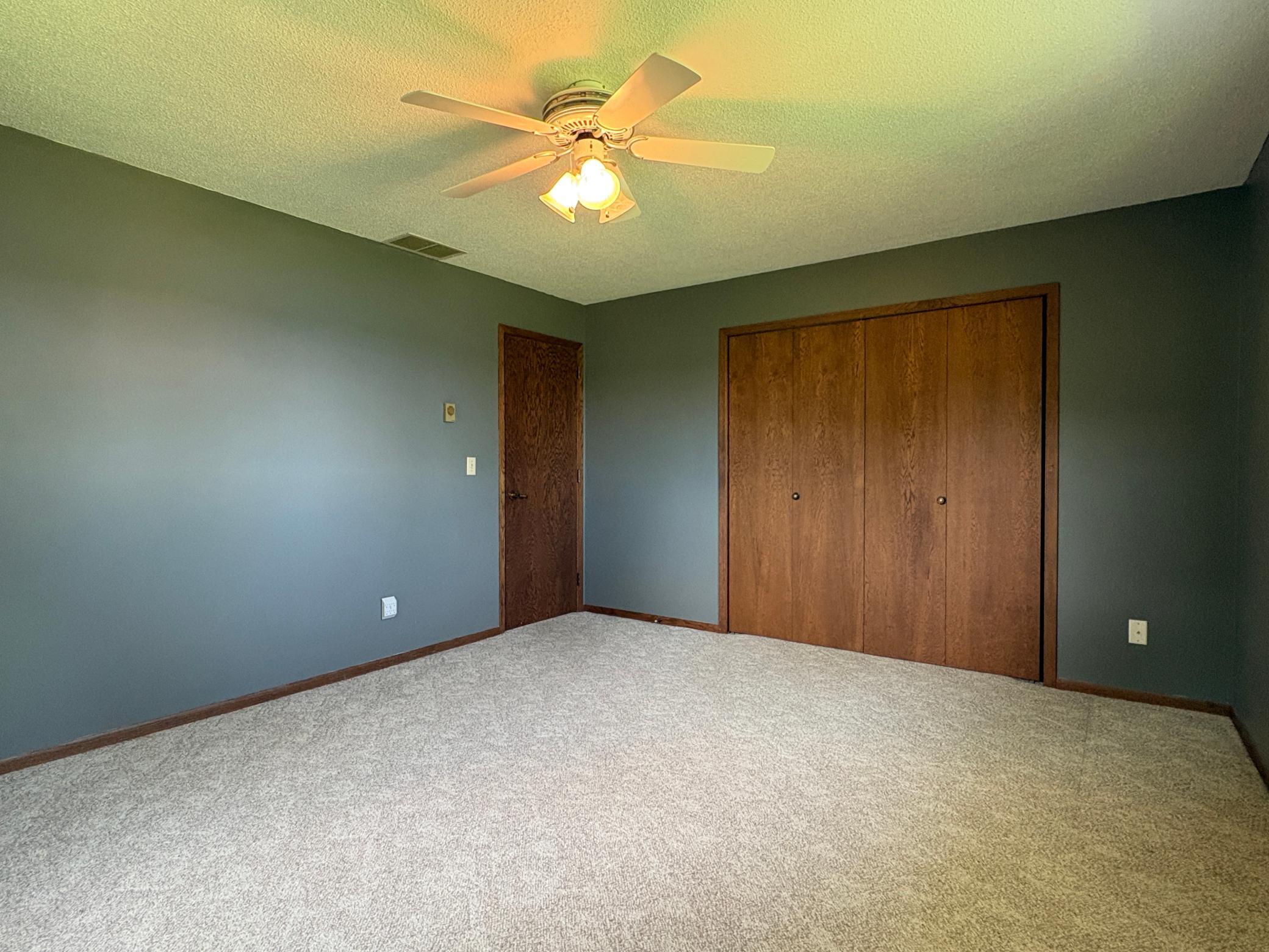 Bedroom 2.JPG