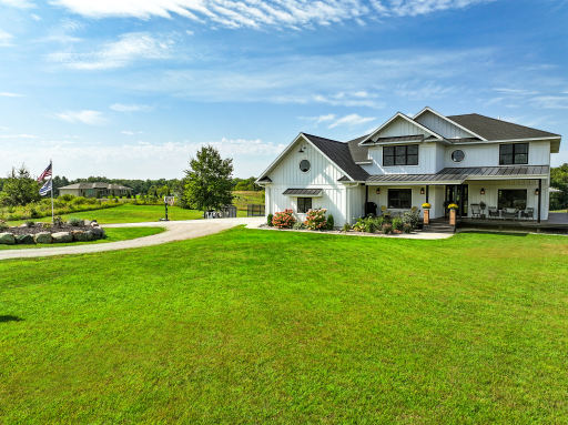 606 Venture Lane NE, Alexandria, MN 56308