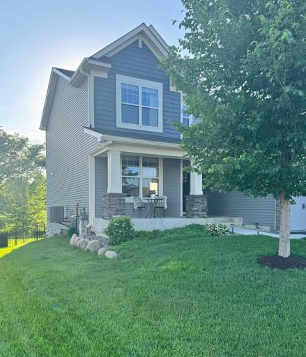 1562 Edgebrook Lane, Carver, MN 55315