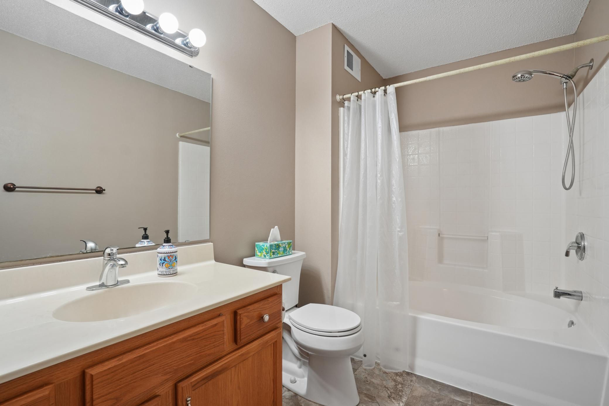 Full Bathroom